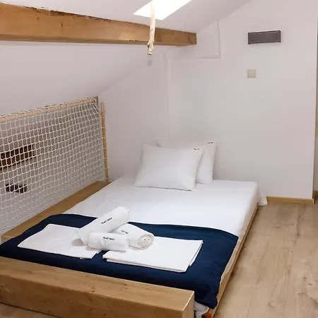 Lovely 1bd Atelier With Location Apartment *