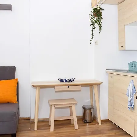 Lovely 1bd Atelier With Location Apartment *