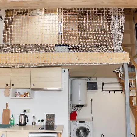 Lovely 1bd Atelier With Location
