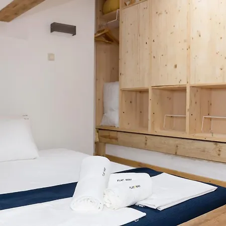 Lovely 1bd Atelier With Location Apartment